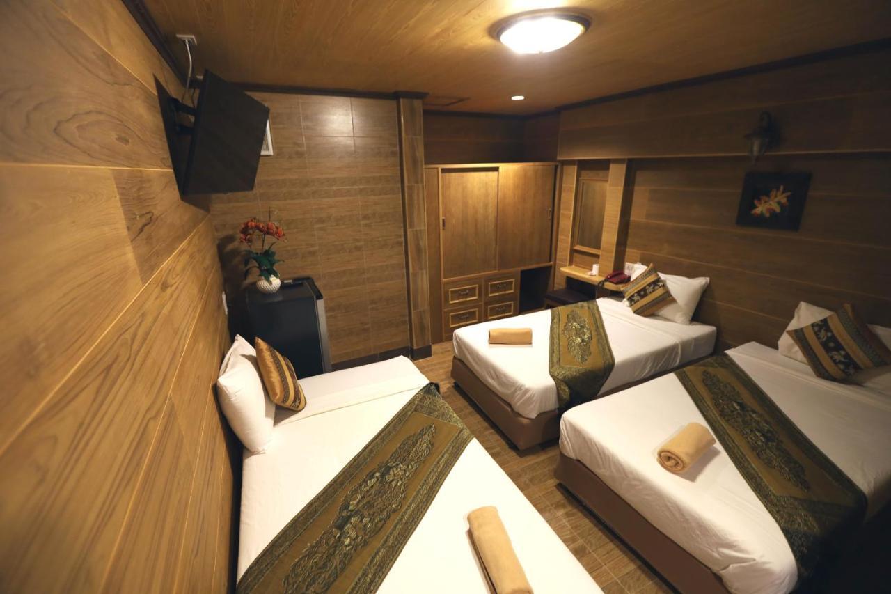 Thai Cozy House - Sha Certified Bangkok Esterno foto