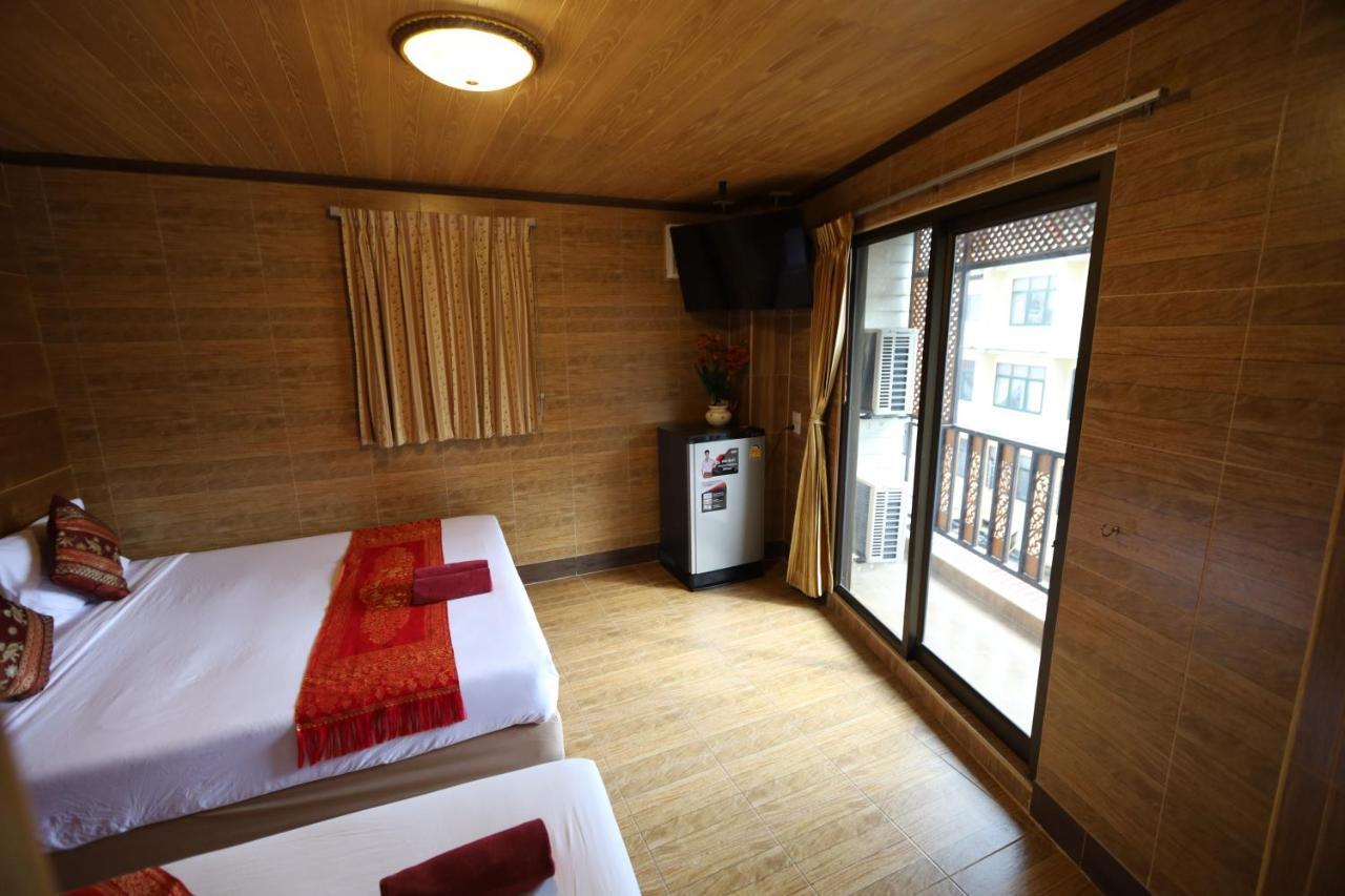Thai Cozy House - Sha Certified Bangkok Esterno foto