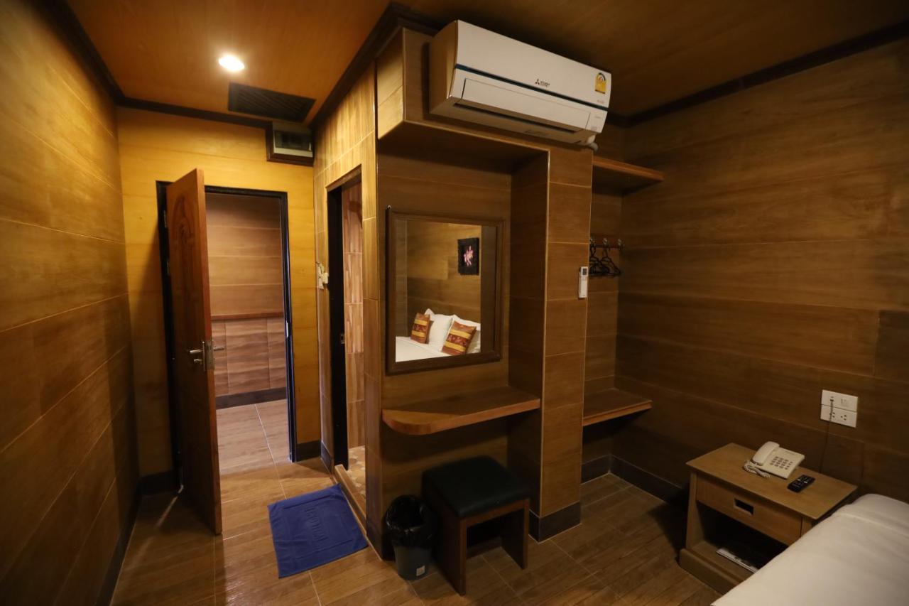 Thai Cozy House - Sha Certified Bangkok Esterno foto